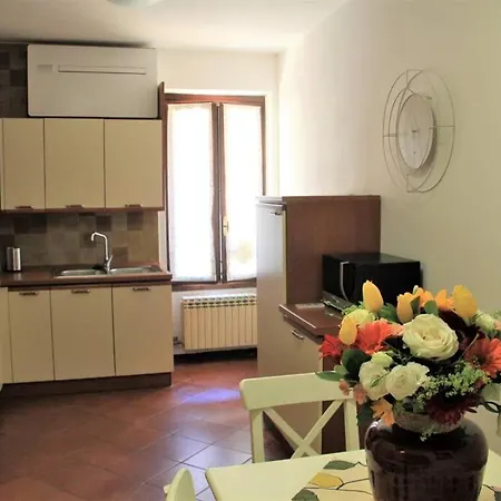 Appartement Daisy House: Attic In The Historical Center