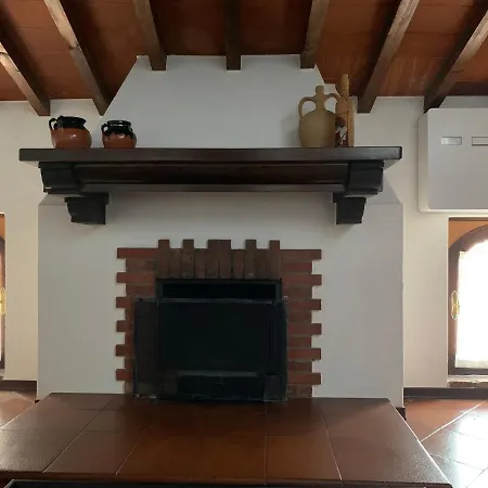 Daisy House: Attic In The Historical Center *